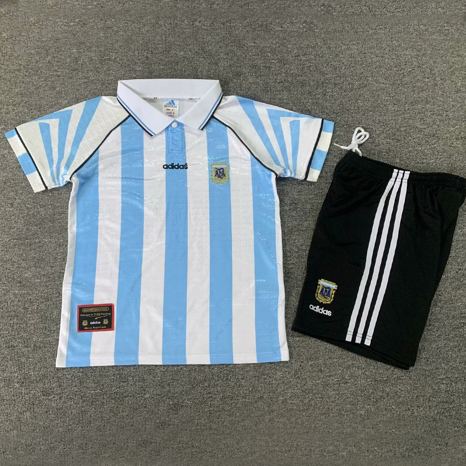 Equipos retro para niños de local de Argentina 1996/97