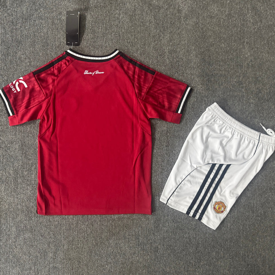 Camiseta de manga corta local del Manchester United 2025/26 para niños