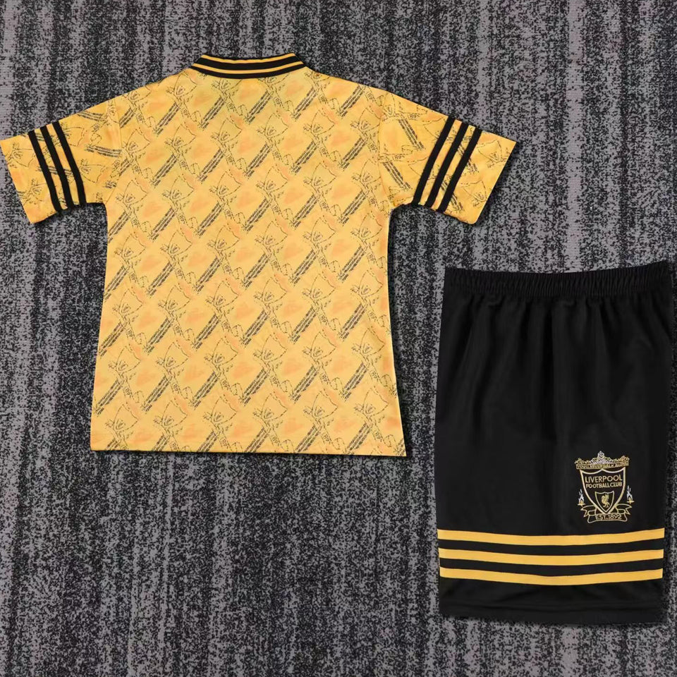 Camiseta retro de manga corta para niños de la tercera equipación del Liverpool 1994/96